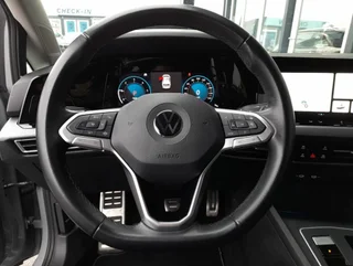 Golf VIII ACTIVE 2,0 TDI DSG - Image 8