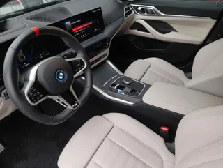 i4 M Gran Coupe 4x4 Aut - Image 13