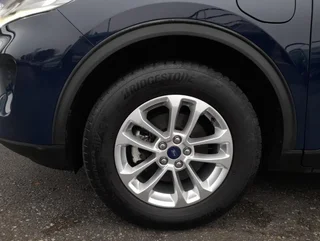 Kuga TITANIUM 2,5 Duratec PHEV Aut - Image 15