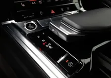 e-tron SB 55 quattro S-LINE - Image 7