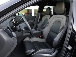 XC60 T6 R-DESIGN 4x4 PHEV Aut - Image 13