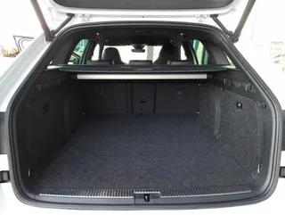 Superb Kombi SPORTLINE PHEV 156/218 DSG - Image 16