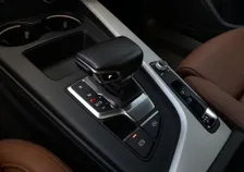 A4 Avant S-LINE QUATTRO 40 TDI S-tr - Image 7