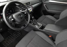 Superb Kombi STYLE PHEV 156/218 DSG - Image 11