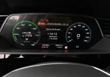 e-tron SB 50 quattro S-LINE BLACK - Image 9