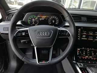 e-tron 50 quattro S-LINE - Image 8