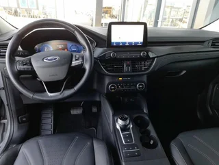 Kuga VIGNALE 2,0 EcoBlue 4x4 Aut - Image 3