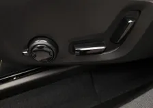 XC60 T8 R-DESIGN PHEV 4x4 Aut - Image 11