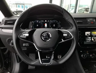 Superb Kombi SPORTLINE 156/218 PHEV DSG - Image 9