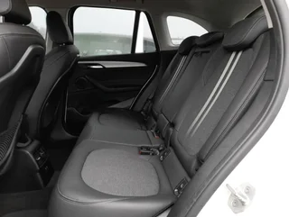 X1 4x4 PHEV Aut - Image 12