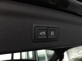 Q3 S-LINE 35 TDI Aut - Image 14