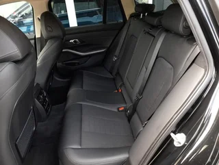 320 d Touring SPORT Aut. - Image 12