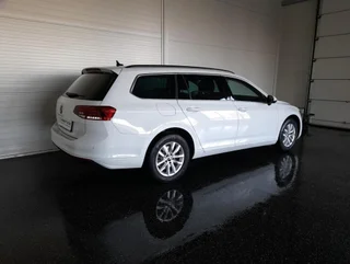 Passat Variant BUSINESS 2,0 TDI DSG - Image 2