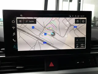 A4 Avant S-LINE 40 TFSI quattro S-tr - Image 5