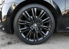 Superb Kombi STYLE 2,0 TDI DSG - Image 19