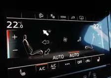 e-tron SB 55 quattro S-LINE BLACK EDITION - Image 7