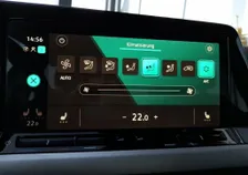 Golf VIII Variant LIFE 2,0 TDI DSG - Image 6