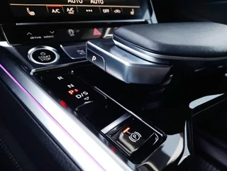 e-tron SB 55 quattro S-LINE BLACK EDITION - Image 8