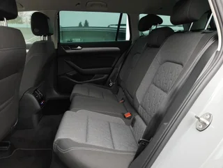 Passat BUSINESS 2,0 TDI DSG - Image 12