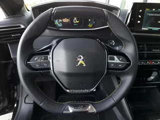 208 GT-LINE 50kWh Aut - Image 9