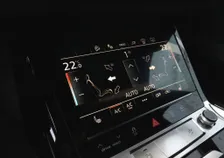 e-tron SB 50 quattro S-LINE BLACK EDITION - Image 6