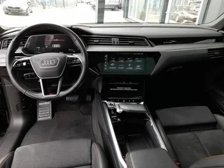 e-tron 55 quattro S-LINE BLACK EDITION - Image 4