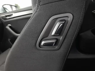 Superb Kombi STYLE PHEV 156/218  DSG - Image 13