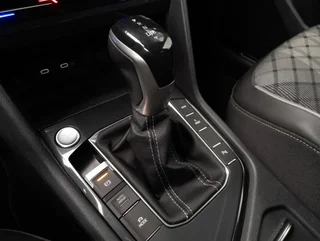 Tiguan R-LINE e-Hybrid DSG - Image 8