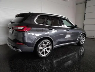 X5 45e xLINE 4x4 PHEV Aut - Image 2