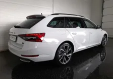 Superb Kombi SPORTLINE PHEV 156/218 DSG - Image 2