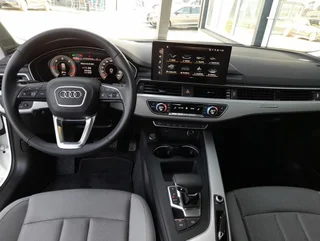 A4 Avant ADVANCED 40 TDI Quattro S-tr - Image 3
