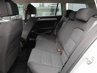 Passat Variant BUSINESS 2,0 TDI DSG - Image 12