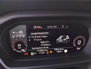 Q4 e-tron 50 Quattro S-LINE Aut. - Image 8