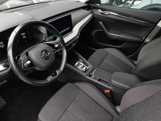 Octavia Combi FIRST ED 2,0 TDI DSG - Image 9