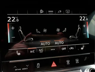 e-tron 50 quattro S-LINE BLACK EDITION - Image 7