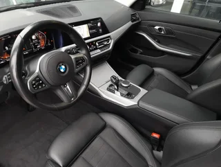 320 Touring 4x4 Aut - Image 10