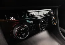 Superb Kombi SPORTLINE 156/218 PHEV DSG - Image 6