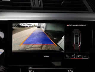 e-tron SB 50 quattro S-LINE BLACK - Image 5