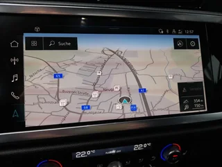 Q3 S-LINE 35 TDI Aut - Image 4