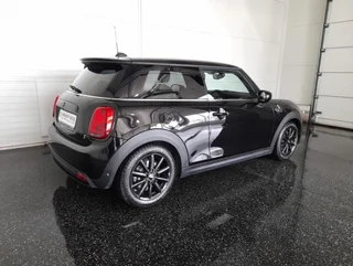 Cooper SE 32,6kWh Aut - Image 2