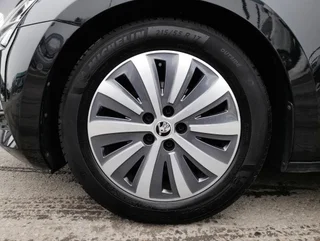 Superb Kombi PREMIUM EDITION 2,0 TDI DSG - Image 17