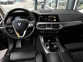 X5 45e XLINE 4x4 PHEV Aut - Image 3