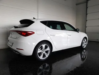 Leon FR-LINE 2,0 TDI DSG - Image 2