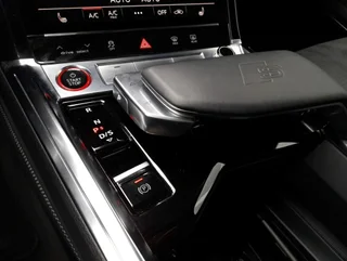 e-tron 95 quattro S-LINE - Image 8