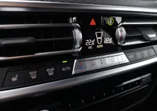 X3 30e M-SPORT 4x4 Aut - Image 6