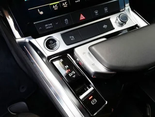 e-tron SB 50 quattro S-LINE - Image 8