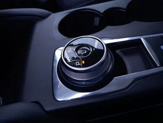 Kuga TITATIUM 2,5 Duratec PHEV Aut - Image 7