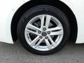 Corolla TOURING SPORTS 2,0 Hybrid Aut - Image 15