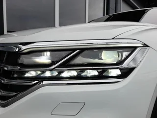 Touareg ELEGANCE V6 eHybrid 4x4 DSG - Image 18