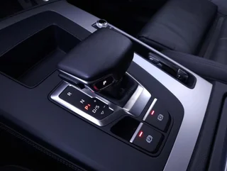 Q5 S-LINE TFSIe quattro PHEV S-tr - Image 6